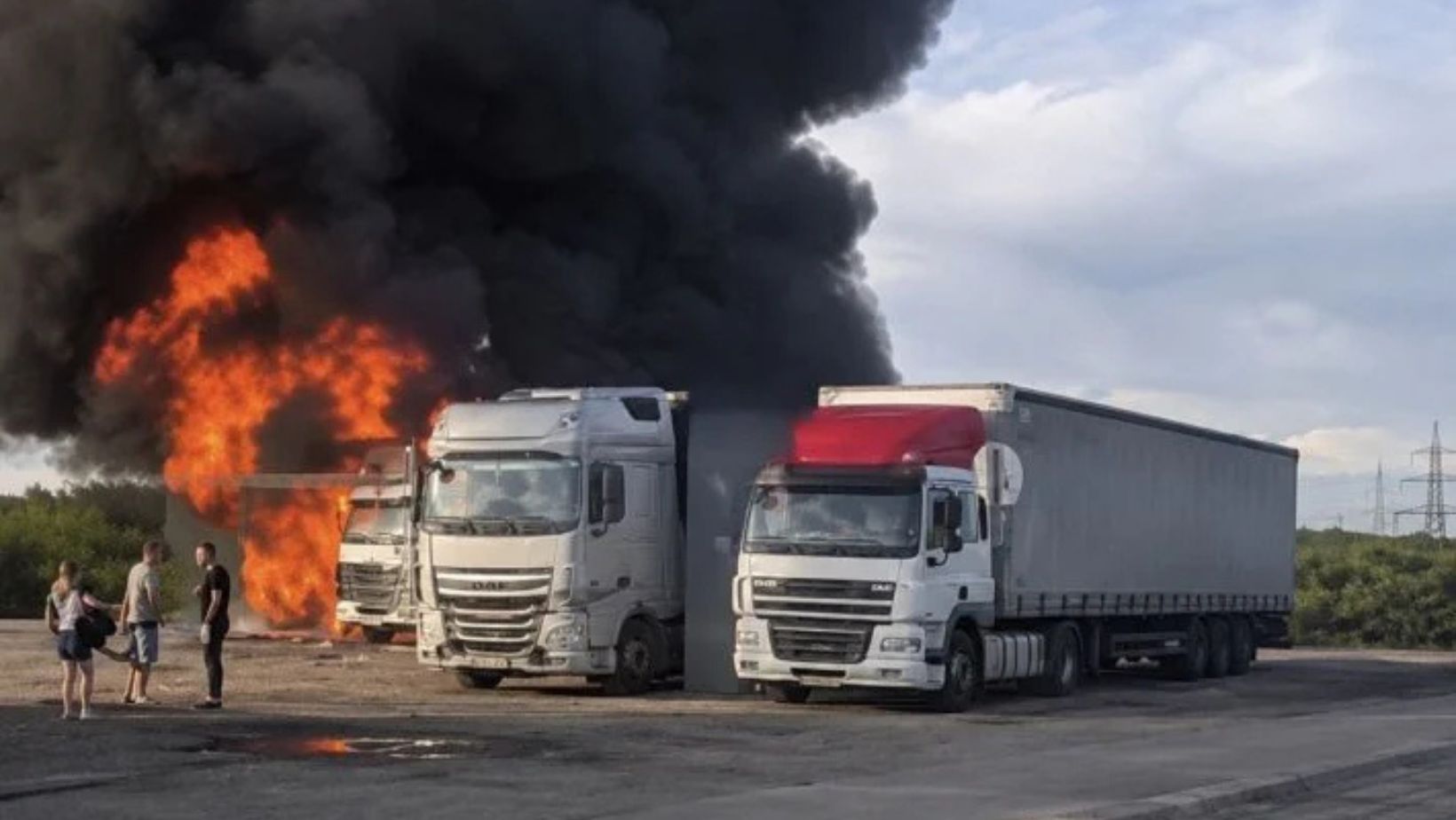 <br>Українські дрони знищуюють логістику ворога під Мелітополем. Скріншот із відео з соцмереж 